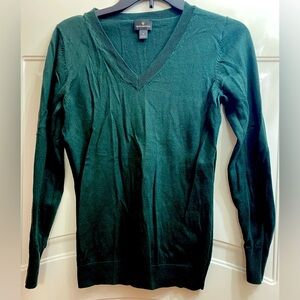 Worthington Woman V Neck Sweater, Small, Green
